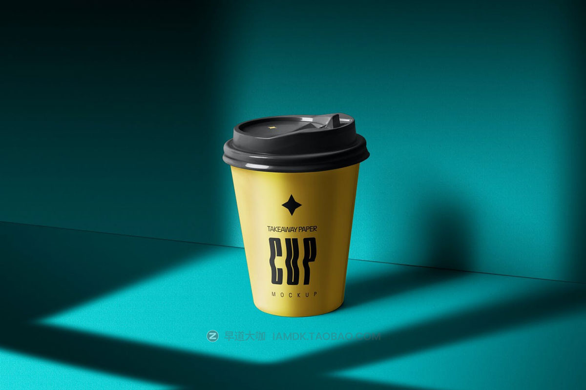 5款时尚一次性外卖咖啡纸杯设计展示贴图PSD样机模板 Takeaway Paper Cup With Lid Mockups_img_1