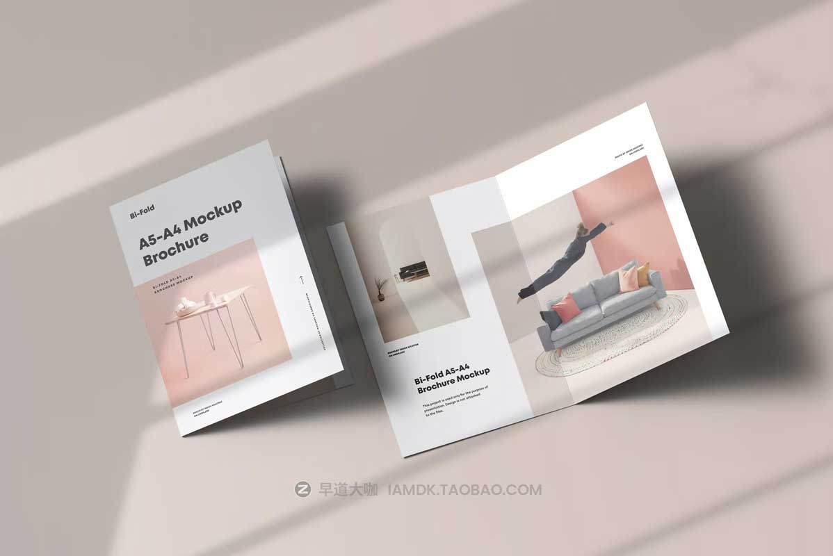 8款逼真A5小册子画册两折页封面设计展示贴图PSD样机模板素材 Bi-Fold A5 Brochure_img_2