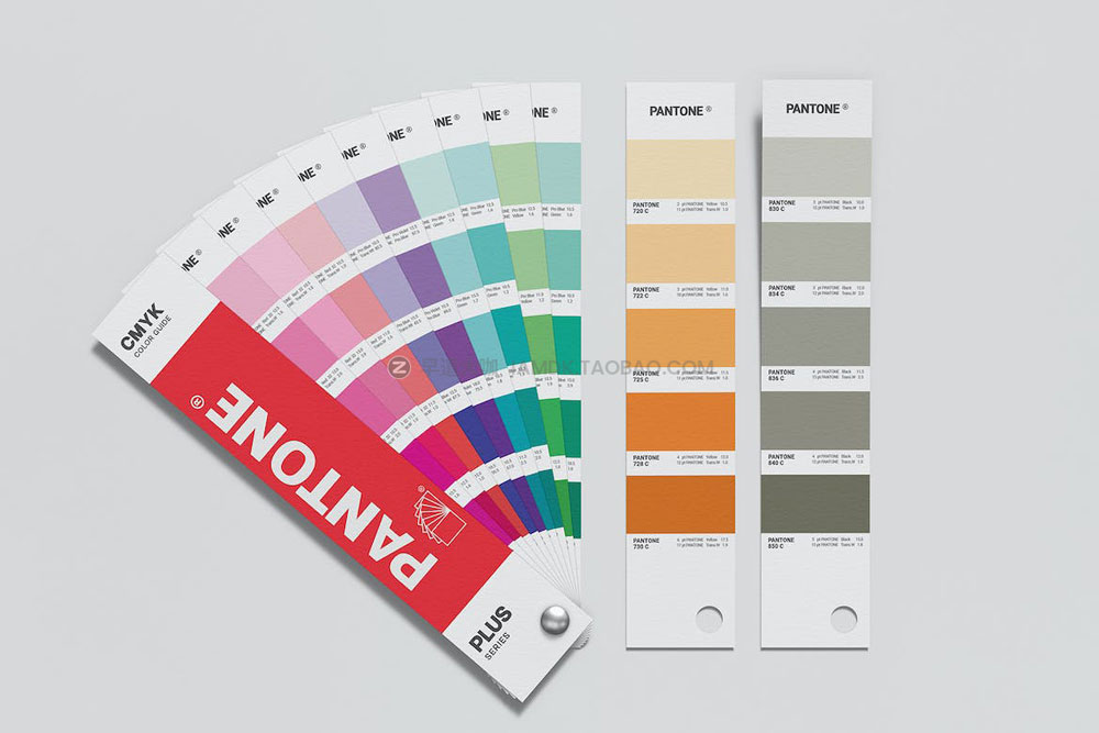 时尚Pantone潘通色卡色谱专色配色指南册子设计ps贴图样机模板 Pantone Book Mockup_img_2