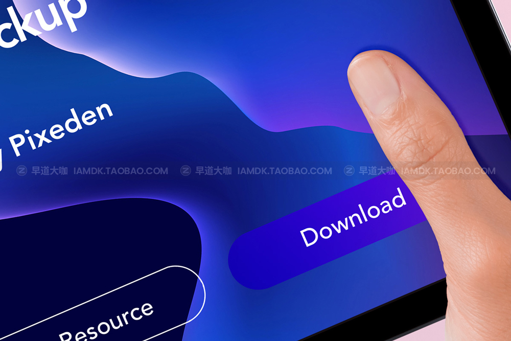 手持平板电脑iPad屏幕演示样机psd模版素材 Hands Holding Psd iPad Mockup Device_img_2