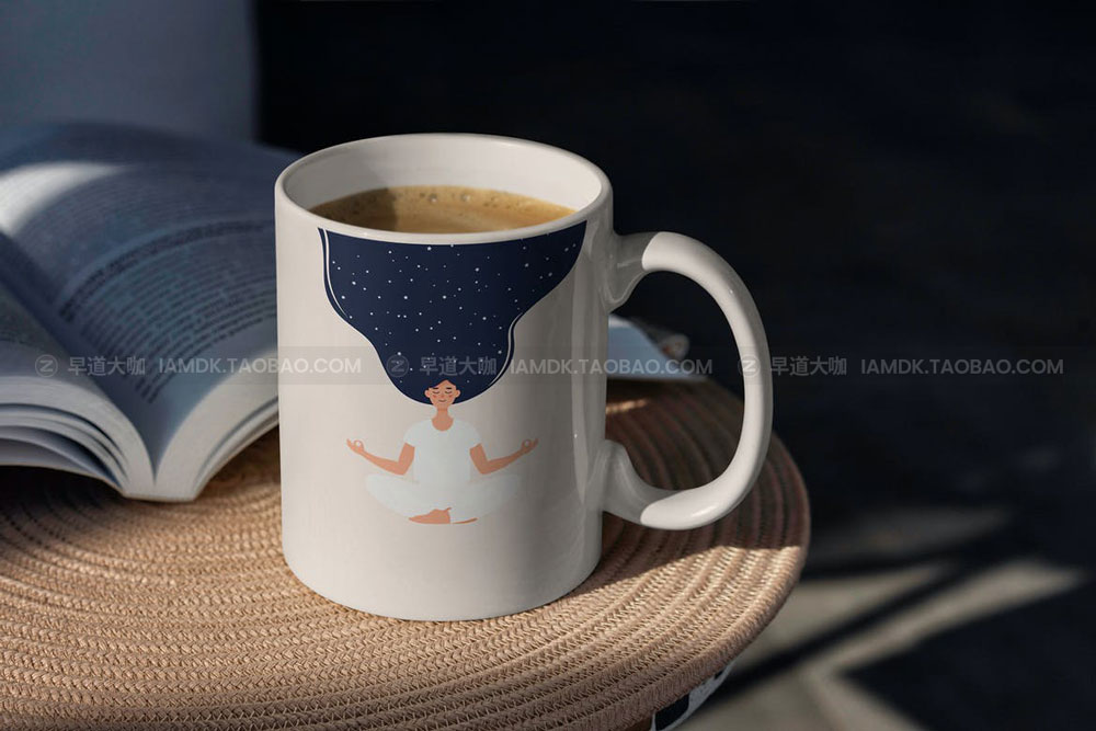 23款时尚品牌Logo设计陶瓷马克咖啡杯贴图展示样机PS模板素材 Mug MockUp Lifestyle Set_img_2