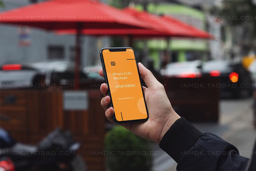 手持苹果手机iPhone X/XS屏幕演示样机模板下载 iPhone X/XS Mockups Urban Edition_img_2