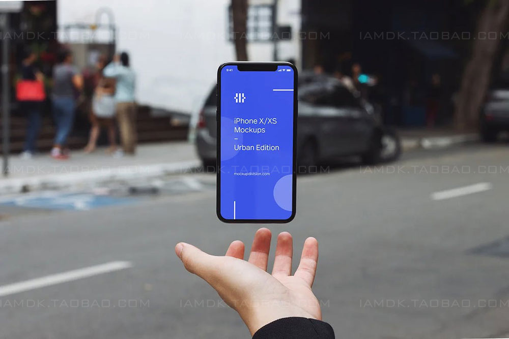 手持苹果手机iPhone X/XS屏幕演示样机模板下载 iPhone X/XS Mockups Urban Edition_img_2