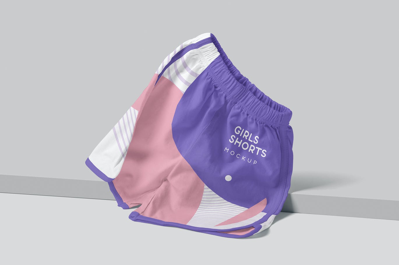 时尚女士运动短裤印花图案设计贴图样机 Female Shorts Mockups_img_2