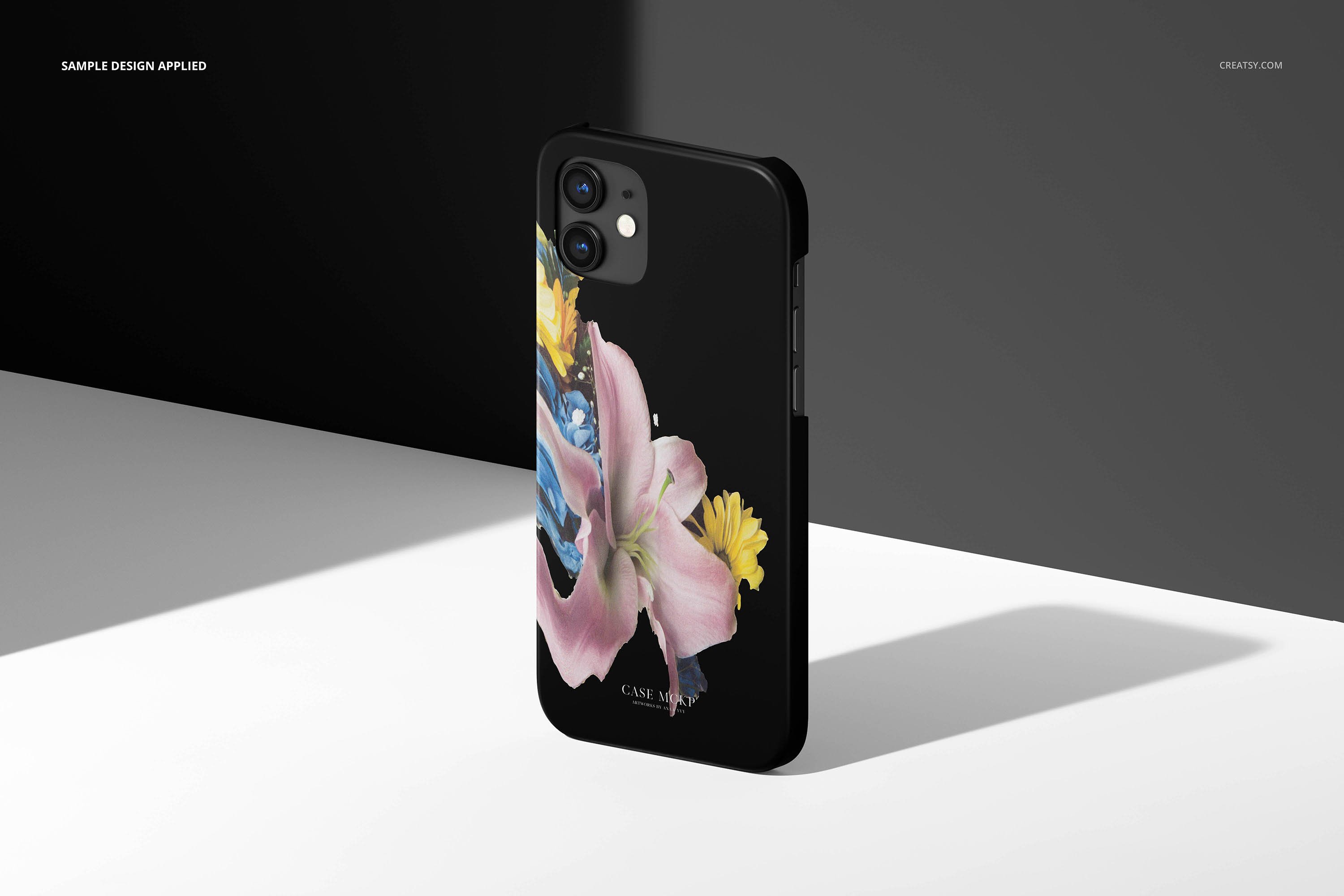 26款时尚磨砂iPhone 12手机保护壳外观设计PSD样机模板 iPhone 12 Matte Snap Case 1 Mockup_img_2