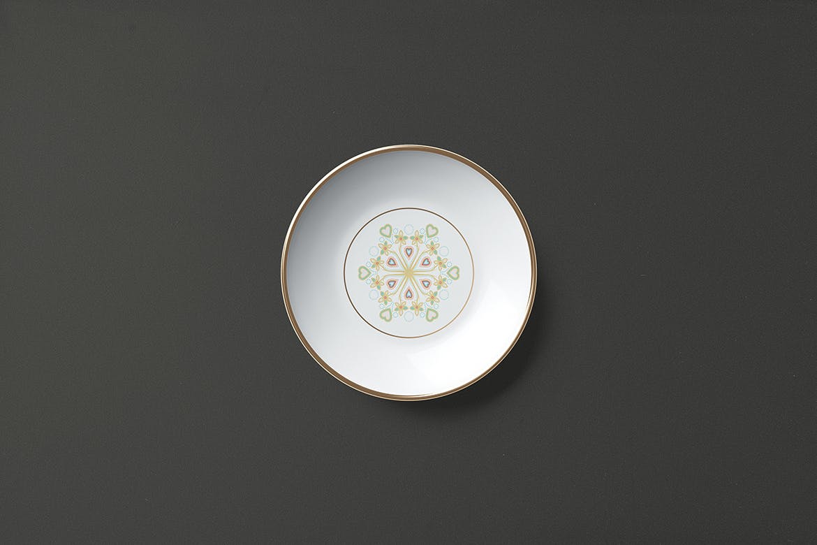 时尚餐具品牌磁盘设计展示贴图样机 Plate Mockup_img_2