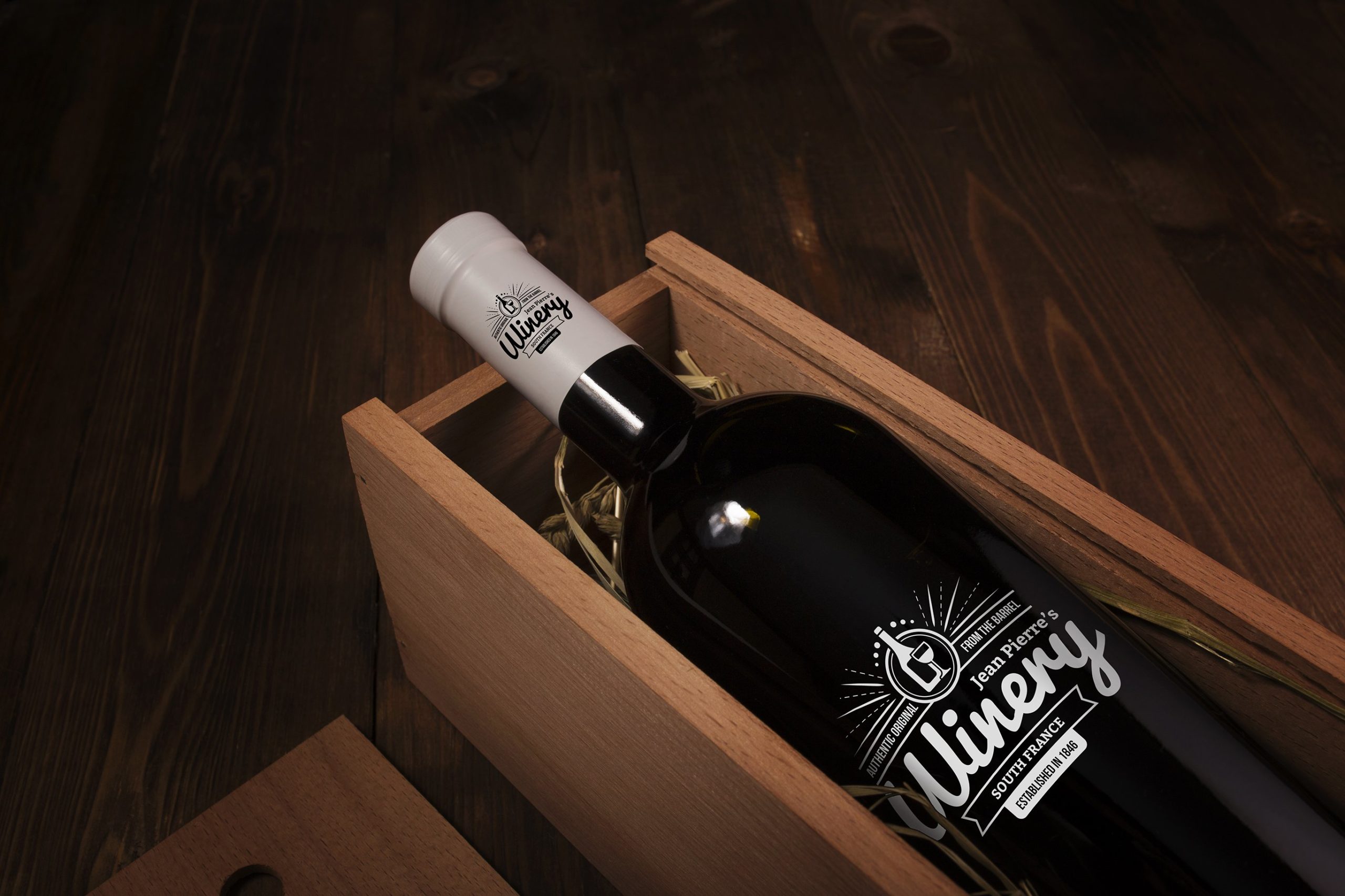 6款高品质葡萄酒木质盒子设计展示贴图样机 Wine Bottle And Box Mockups_img_2