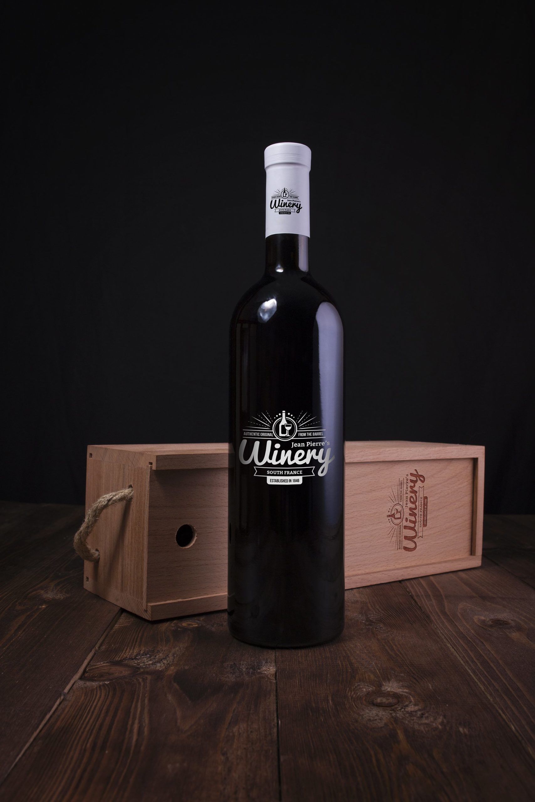 6款高品质葡萄酒木质盒子设计展示贴图样机 Wine Bottle And Box Mockups_img_2