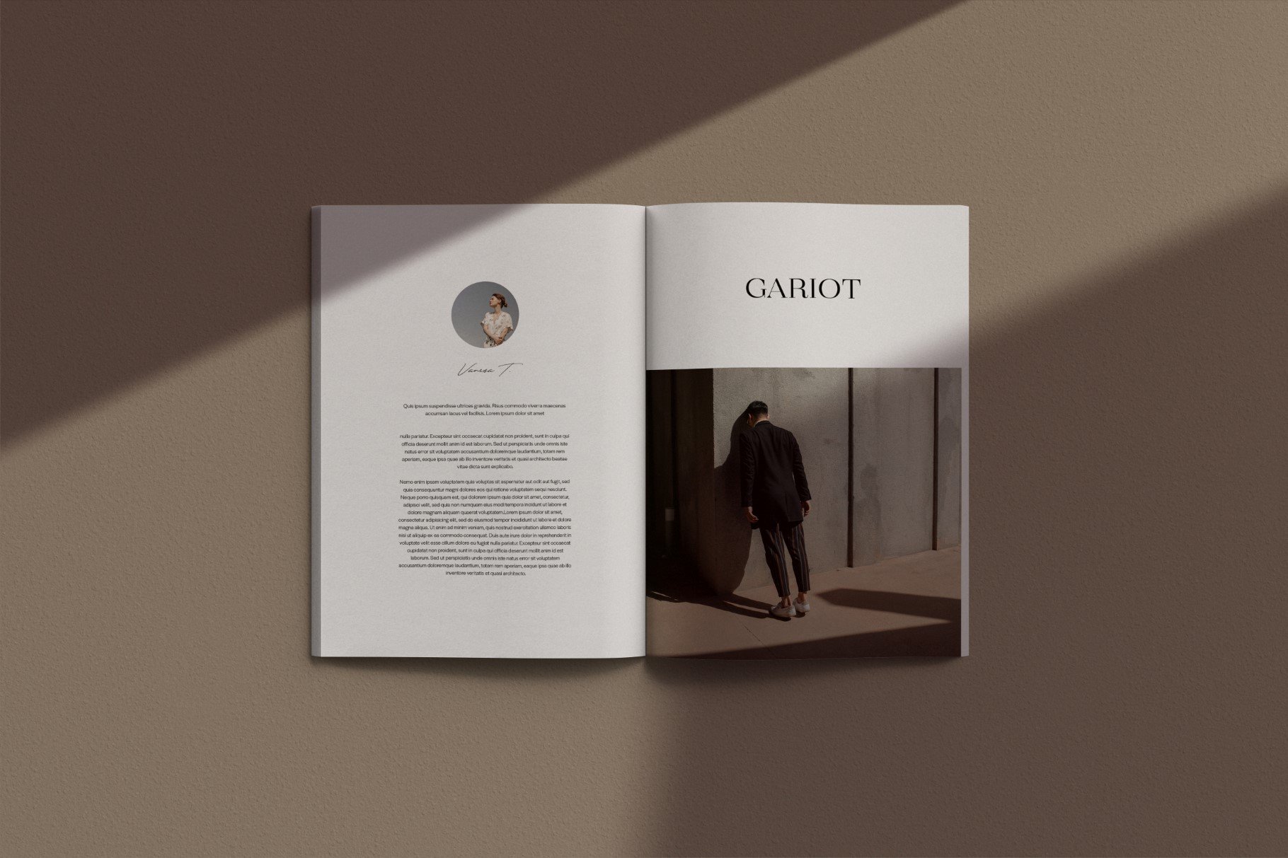 高品质杂志画册设计展示贴图样机模板素材 GARIOT Magazine Mockups_img_2