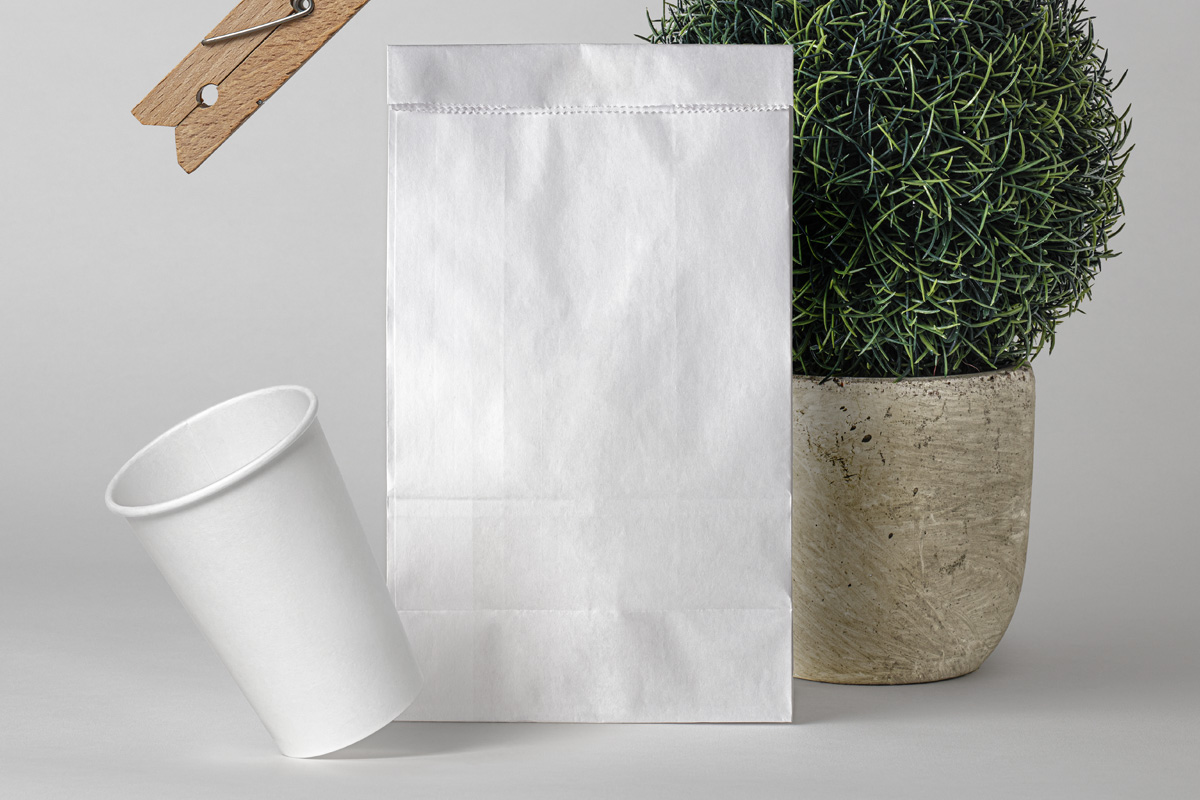 一次性咖啡杯纸袋设计展示样机模板 Psd Paper Bag Mockup Showcase_img_2