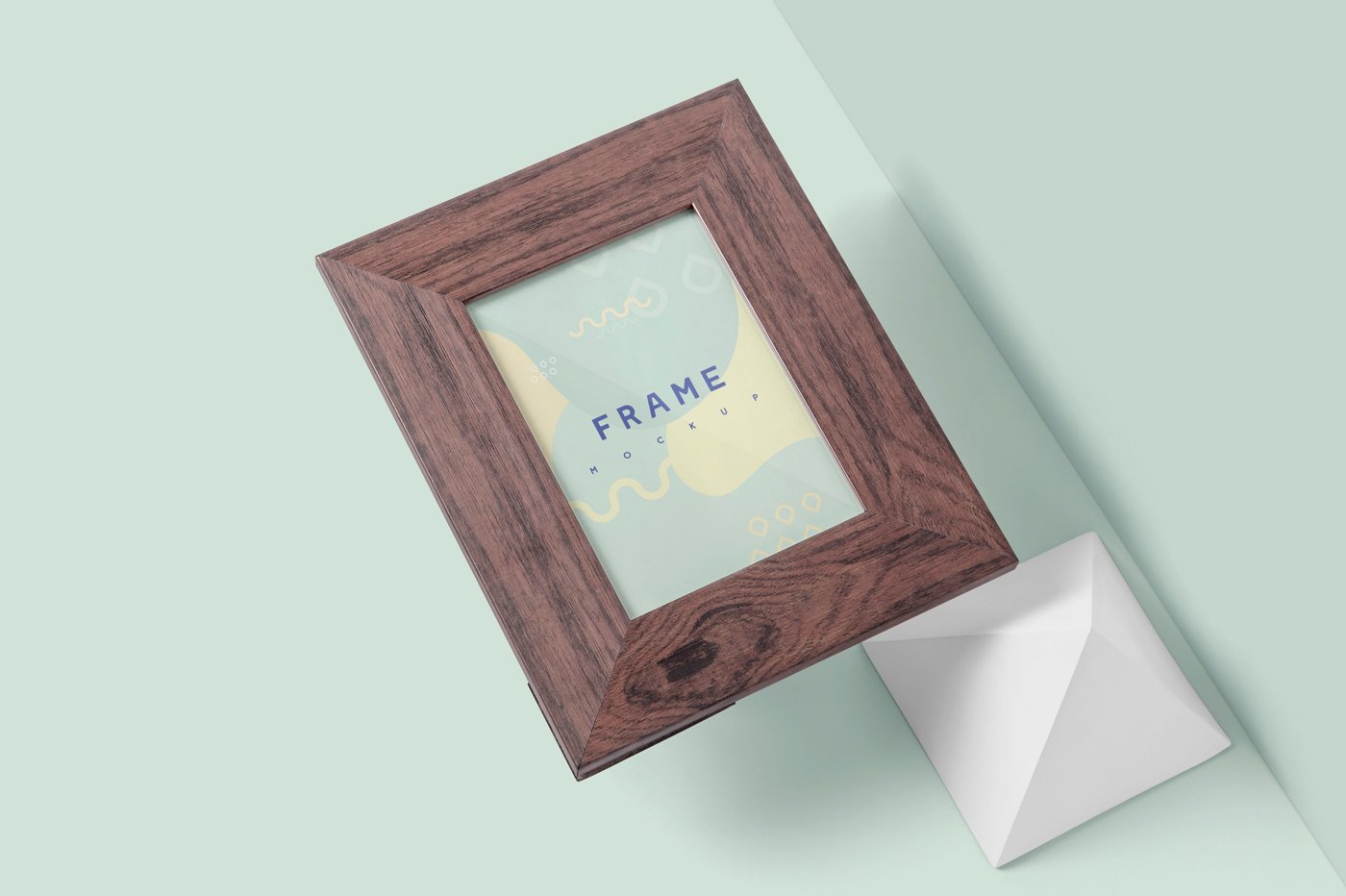 照片艺术品展示木制相框样机 Portrait Wooden Picture Frame Mockup_img_2