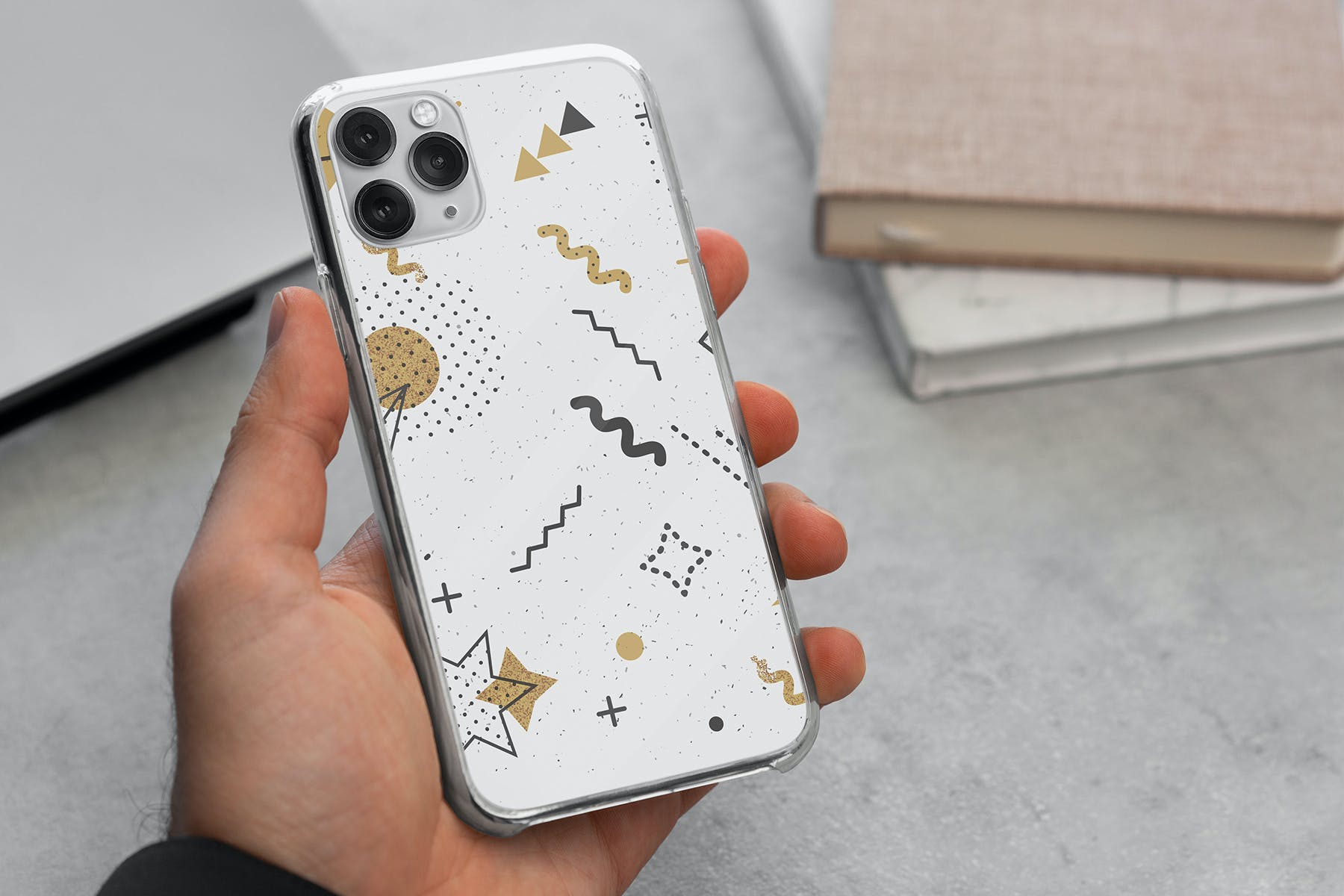 11款Phone 11/Pro智能手机壳外观设计展示样机模板 Phone 11/Pro Clear Case Mockup_img_2