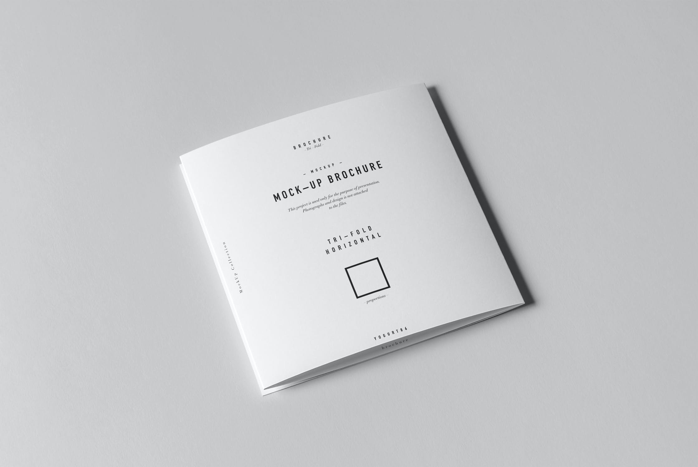 8款三折页小册子设计展示样机模板 Tri-Fold Square Brochure Mockup_img_2