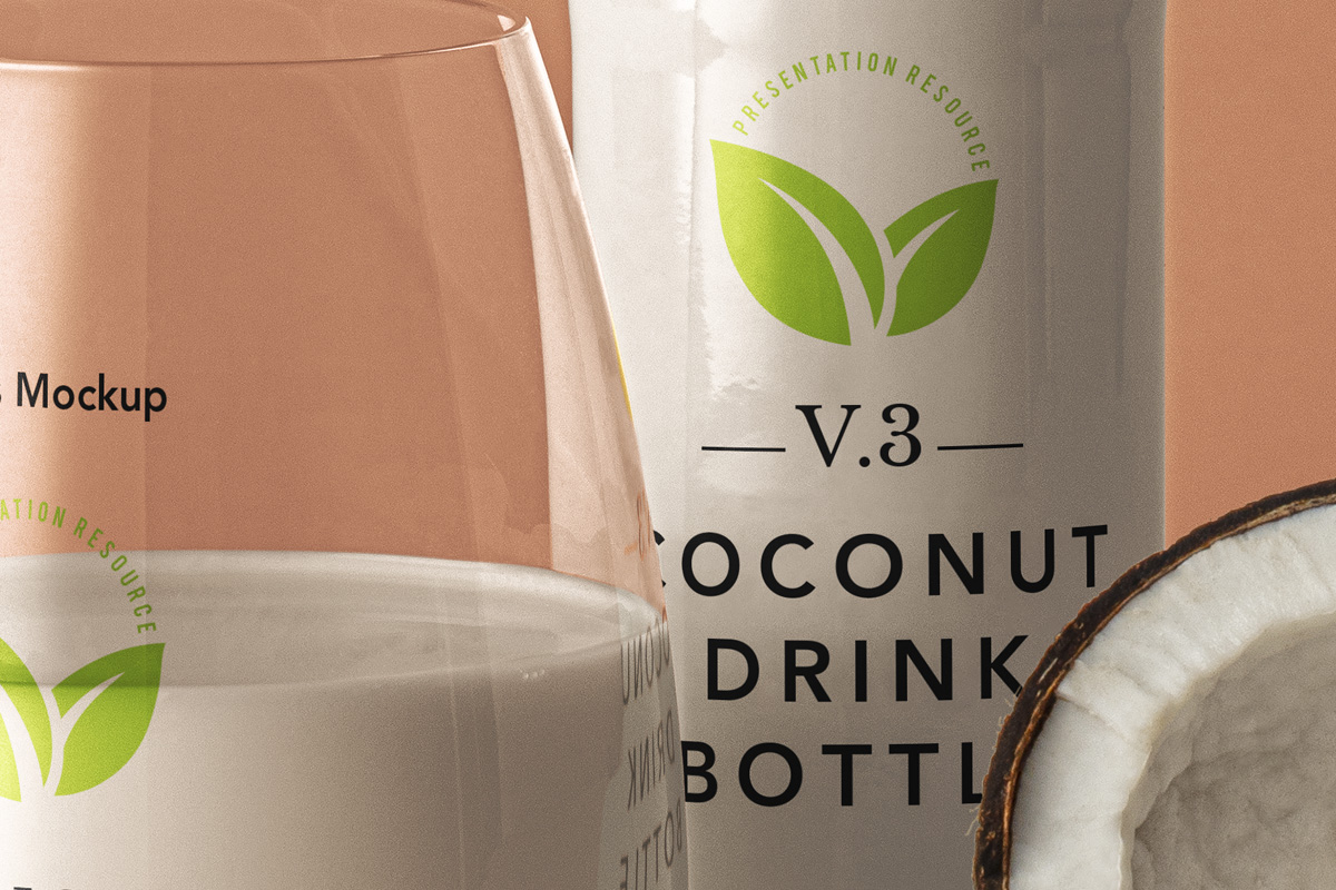 简约饮料果汁玻璃瓶设计样机PSD模板 Coconut Drink Psd Bottle Mockup_img_2