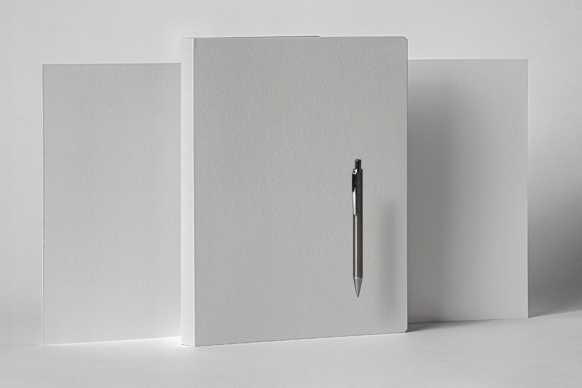 时尚办公文件夹信纸设计展示样机 Rigid Psd Folder Stationery Mockup_img_2