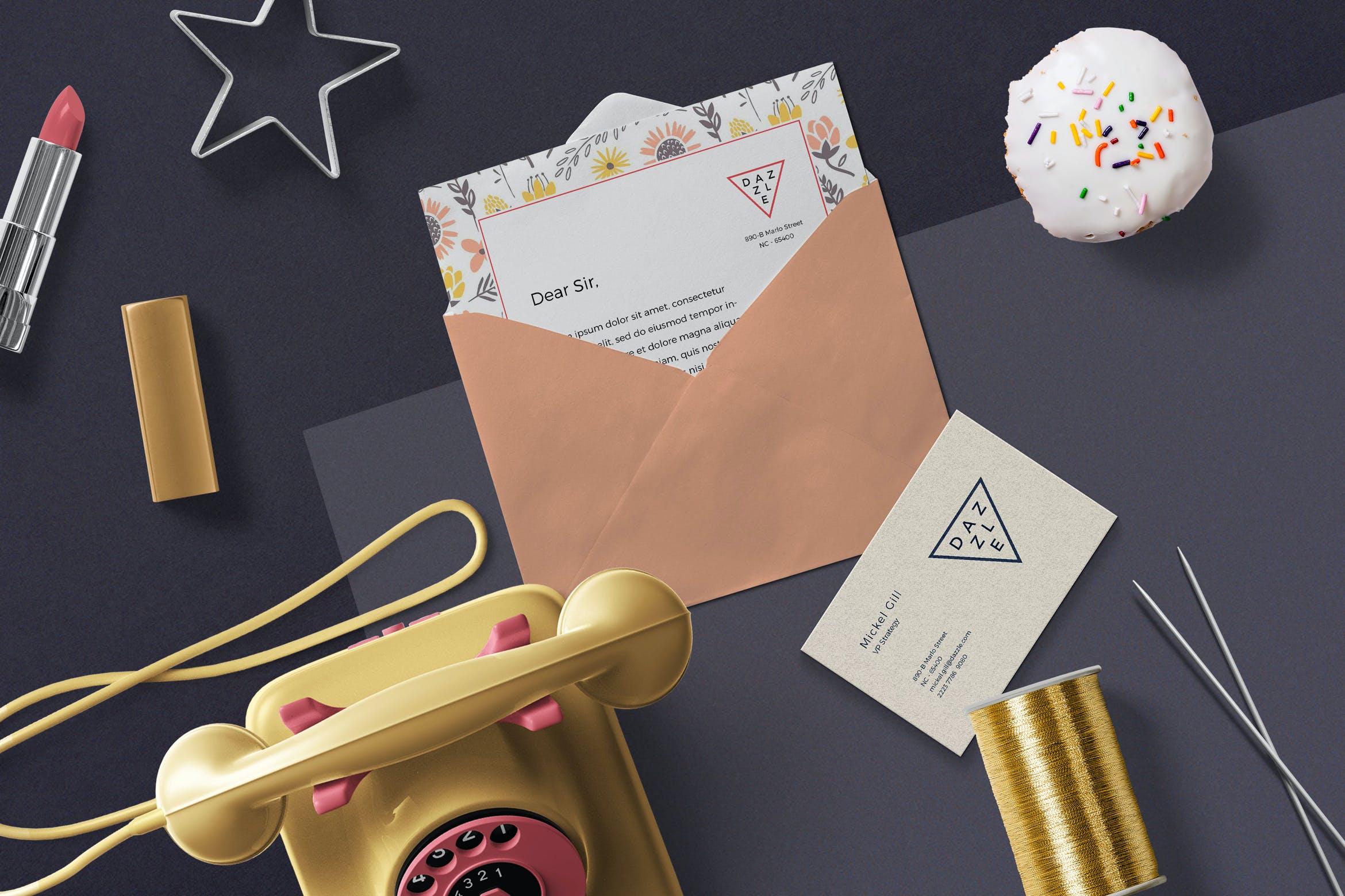 精美的邀请卡贺卡信封样机模板 Greeting Card & Envelope Mockups_img_2