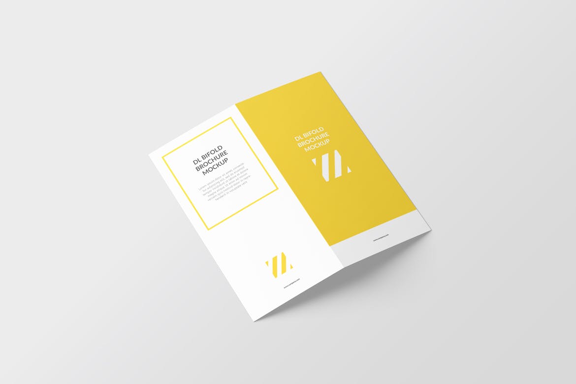 8款两折页小册子设计样机模板 DL Bi-fold Brochure Mockup_img_2