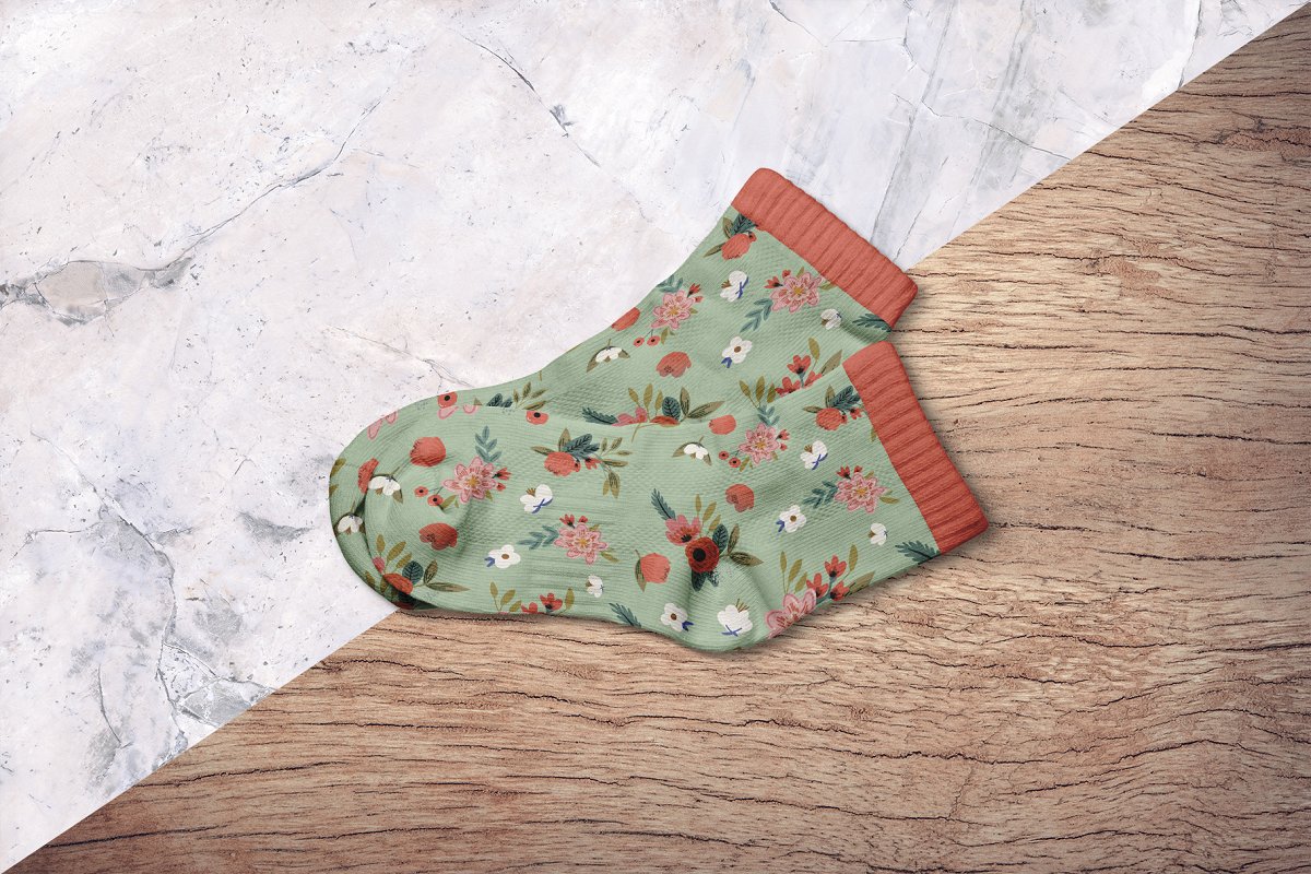 顶视图袜子印花图案设计展示样机模板 Top View Half Socks Mockup_img_2