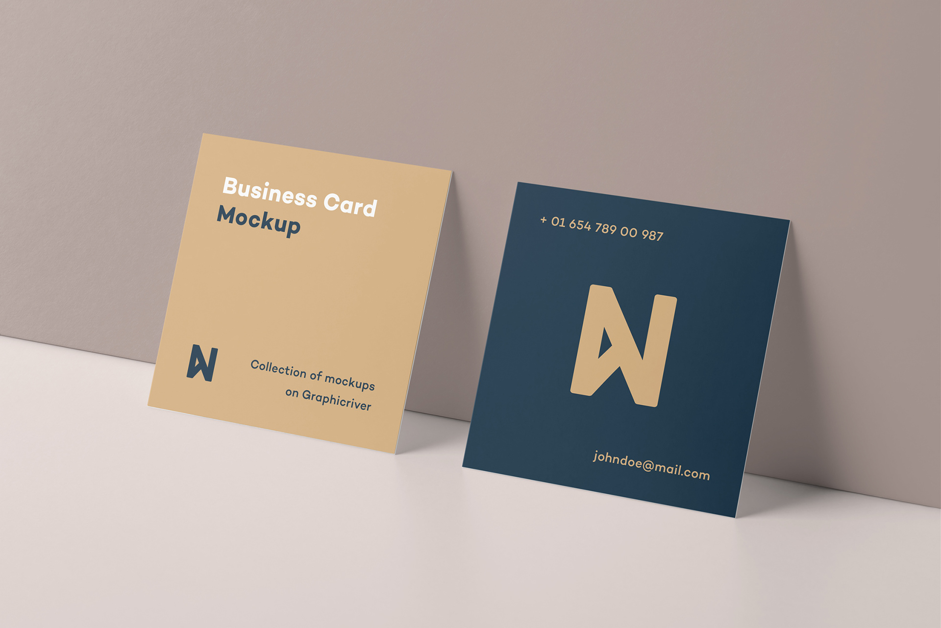 7个方形商务名片设计展示样机模板 Square Business Card Mockup_img_2