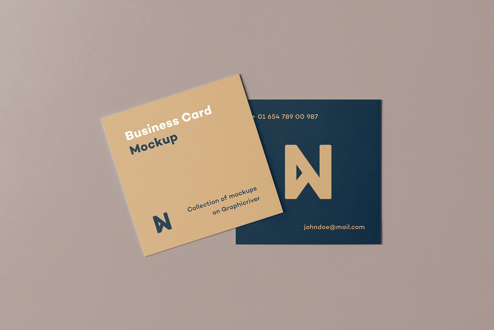 7个方形商务名片设计展示样机模板 Square Business Card Mockup_img_2