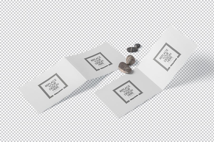 单折页邀请函设计效果图样机模板 Landscape Bi-Fold Invitation Card Mockups_img_2