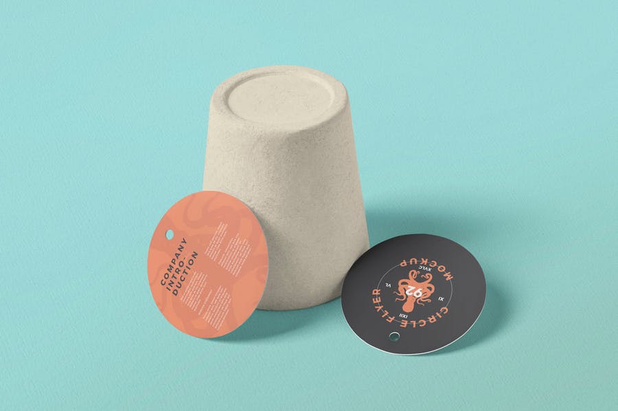 带纸杯圆形标签设计效果图样机模板 Round Circle Flyer Mockups_img_2