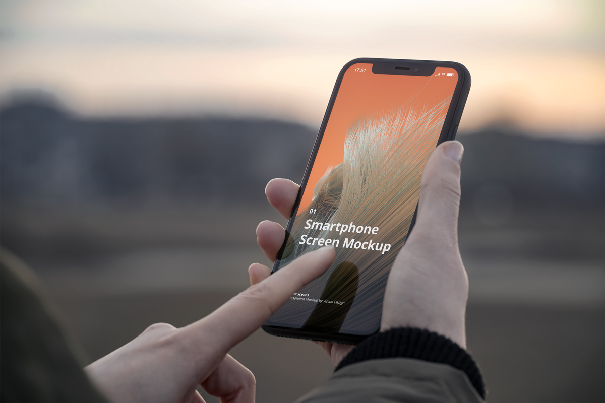 户外手持iPhone 11手机UI设计展示图样机模板 Phone Mockup Outdoor Scenes_img_2