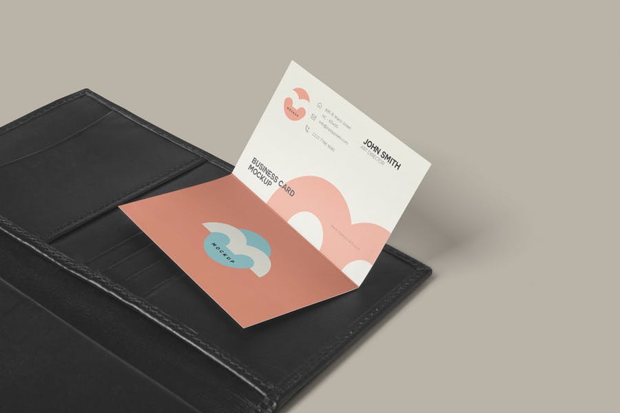 两个折叠商务名片设计展示图样机模板 Two Fold Business Card Mockups_img_2