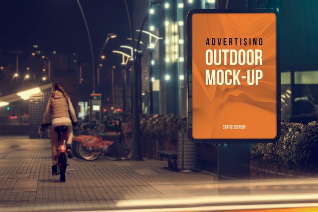 巨型户外广告海报灯箱样机PSD模板 Animated Outdoor Advertising Mockups_img_2