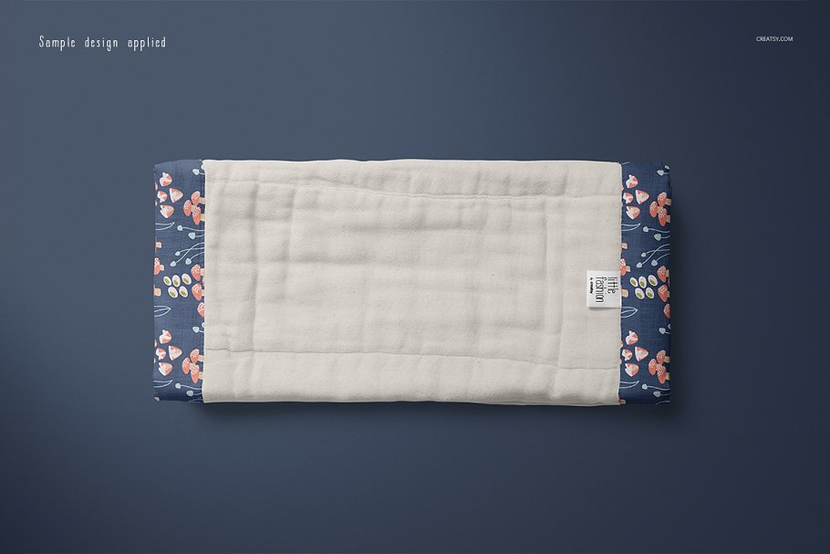 精致的厨房粗麻布抹布手帕样机PSD模板 Burp Cloth Mockup Set_img_2