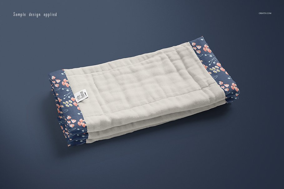 精致的厨房粗麻布抹布手帕样机PSD模板 Burp Cloth Mockup Set_img_2