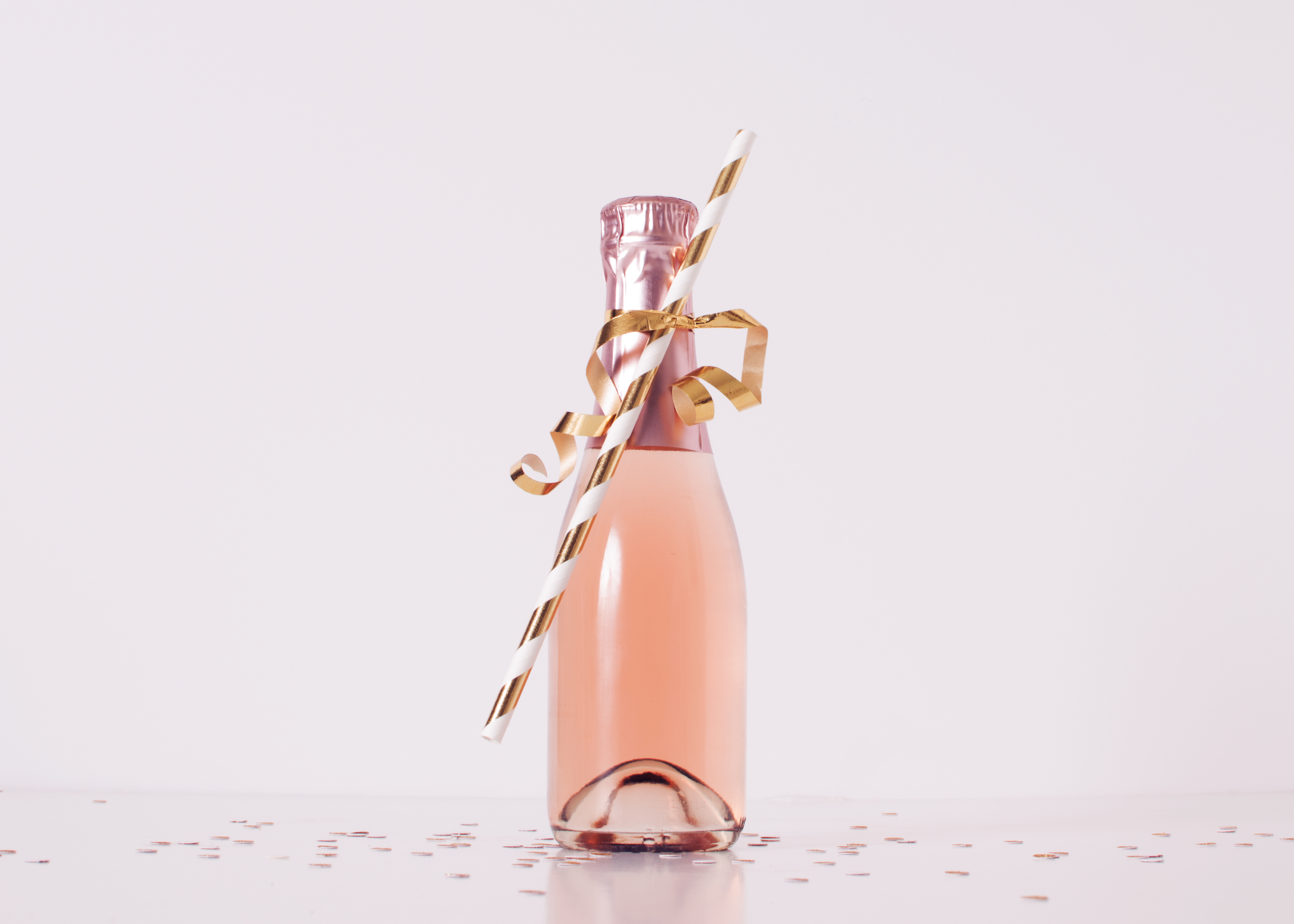 迷你香槟包装标签设计提案展示样机 Mini Champagne Bottle Mock Up Bundle_img_2