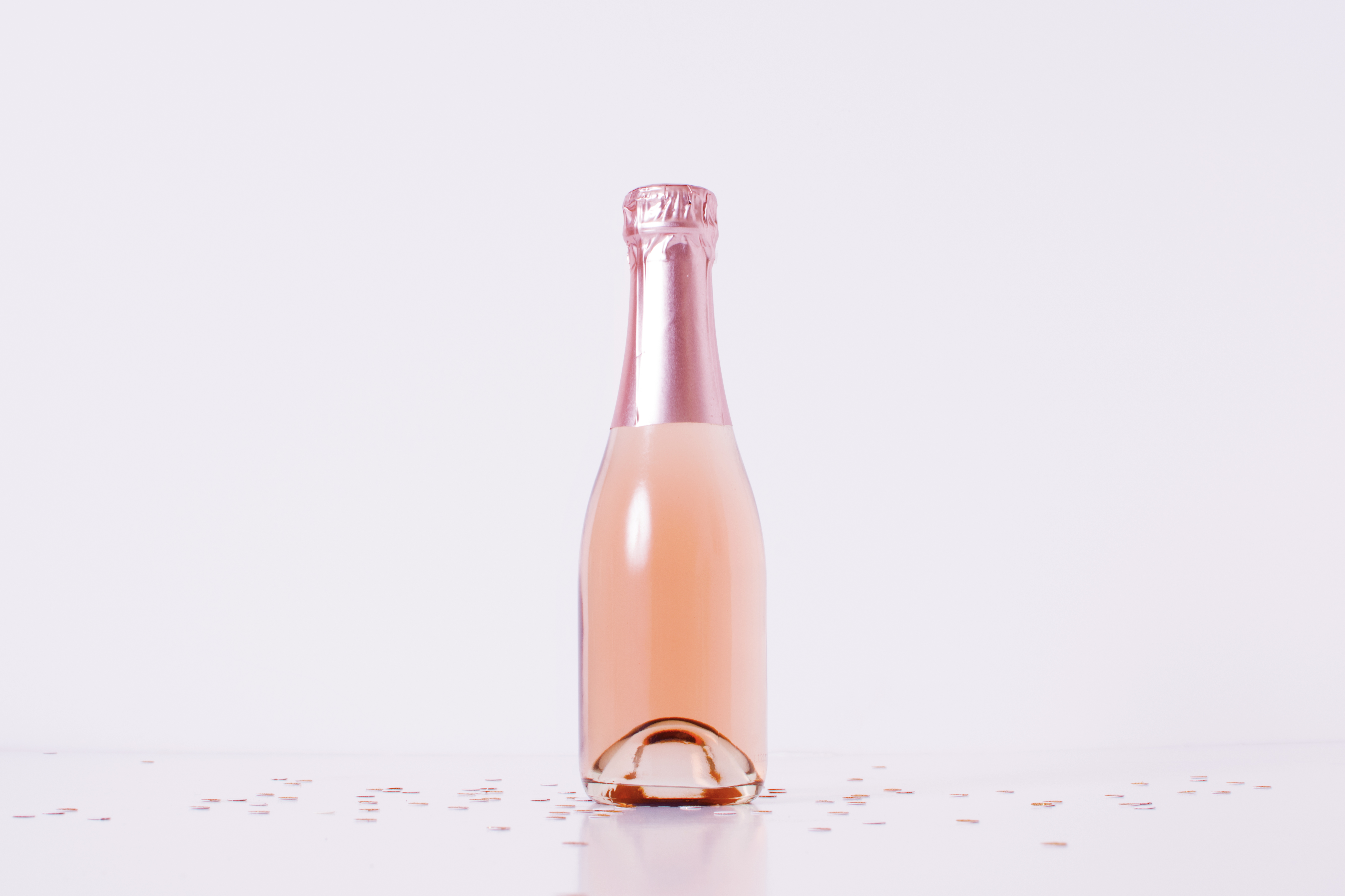 迷你香槟包装标签设计提案展示样机 Mini Champagne Bottle Mock Up Bundle_img_2