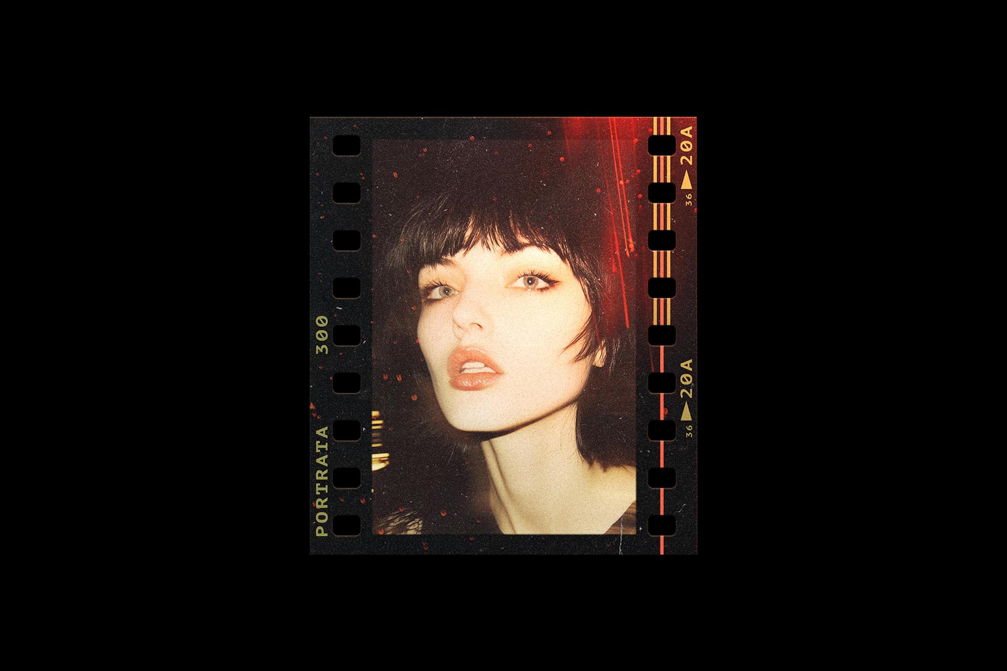 5款电影质感复古35mm胶片边框底片暗片PSD样机 Film Frames Mockups_t1xesK